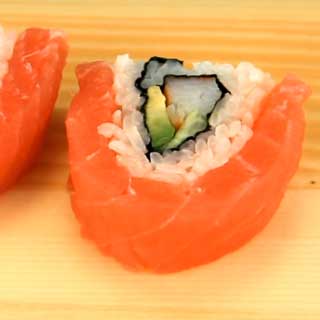 Hawaiian-roll-sushi-rolls-320x320