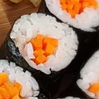 carrot-roll-sushi-rolls-320x320